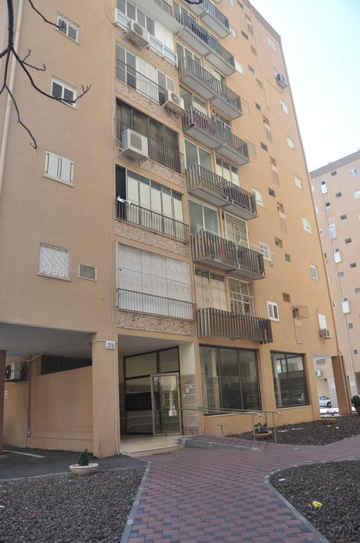 Sky Home Apartment Jabotinsky 8 バト・ヤム エクステリア 写真